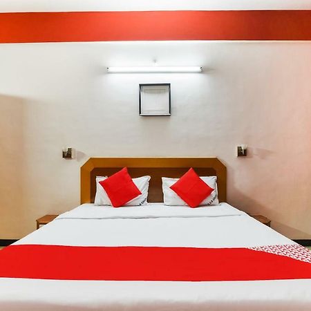 Oyo 48251 Dsr Grand Hotel Krishnagiri Exterior foto